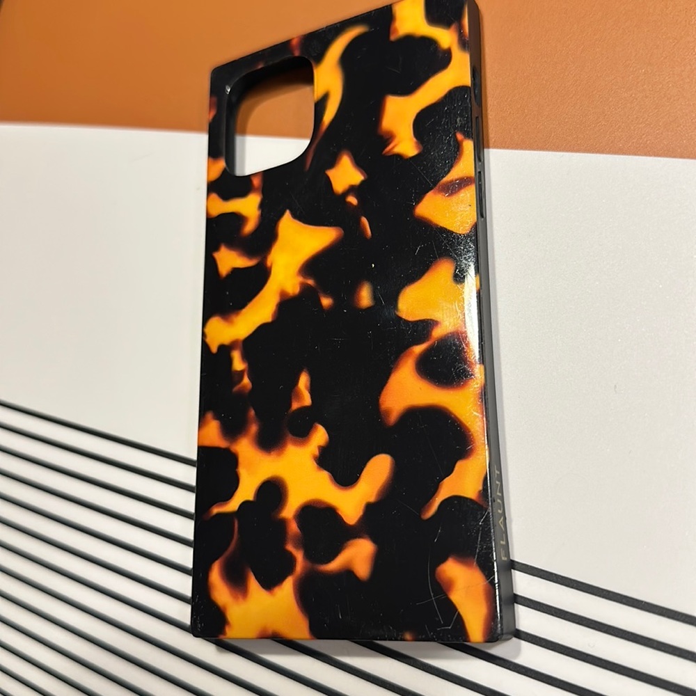 Flaunt Case 11 Pro